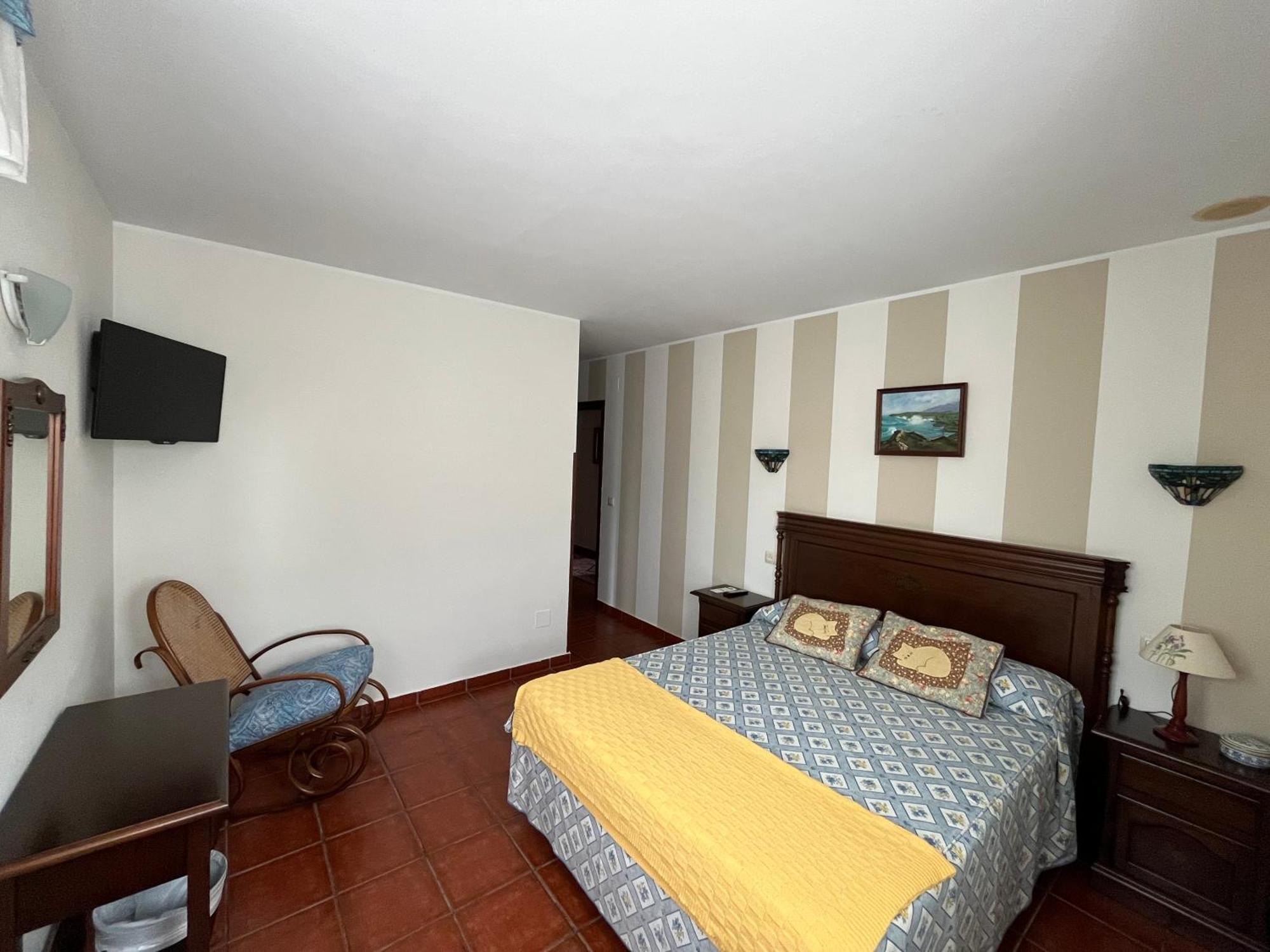 Hotel Camangu Camango Buitenkant foto